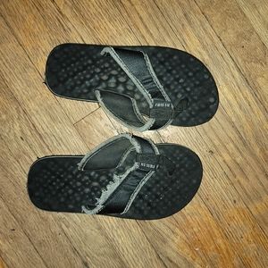 RS Surf Boys tattered flip flops